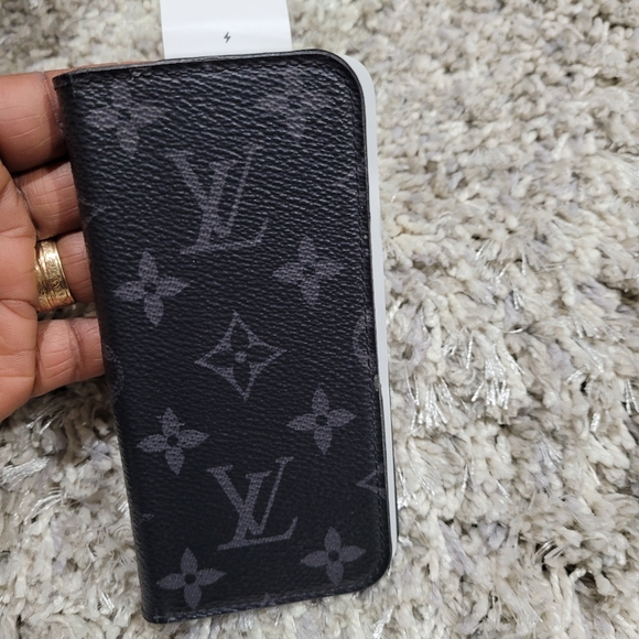LOUIS VUITTON Eclipse iPhone 7/8+ Plus Folio case - Picture 3 of 15